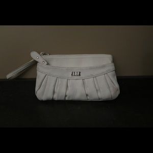 Elle wristlet